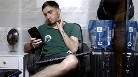 Snapshot of arongfranco chatting on 11.10.25 Aron G Franco online show from 11.10.25