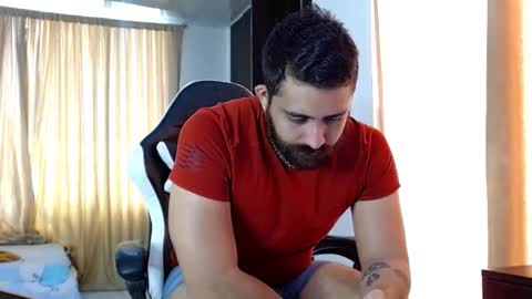 Snapshot of aronmiller404 chatting on 10.25.25 aronmiller online show from 10.25.25