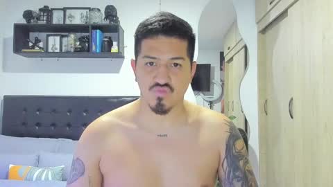 Snapshot of aronwilliams69 chatting on 10.18.25 ARON Independent model online show from 10.18.25