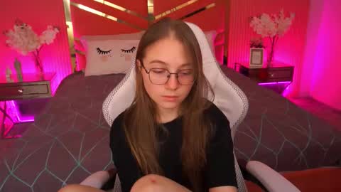 arrinawair online show from 10.03.25