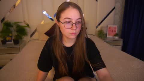 arrinawair online show from 11.14.25