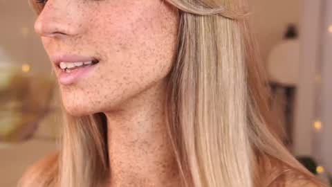 Snapshot of artease chatting on 12.20.24 Arti Next Streams - online show from 12.20.24