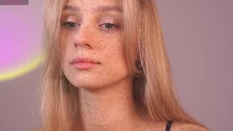 Snapshot of artease chatting on 03.08.25 Arti Next Streams - online show from 03.08.25