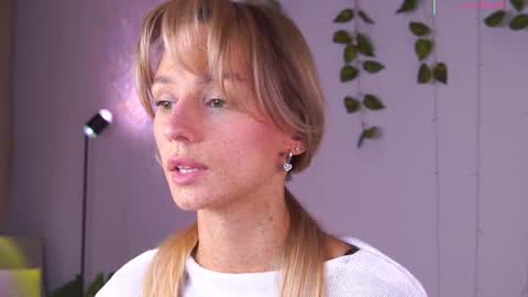 Snapshot of artease chatting on 10.05.25 Arti Next Streams - online show from 10.05.25