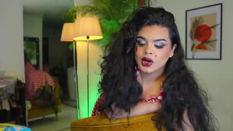 Snapshot of artechloe chatting on 02.11.25 Chloe online show from 02.11.25