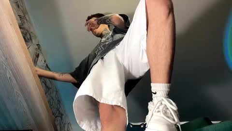 Snapshot of arteemiis chatting on 01.15.25 online show from 01.15.25