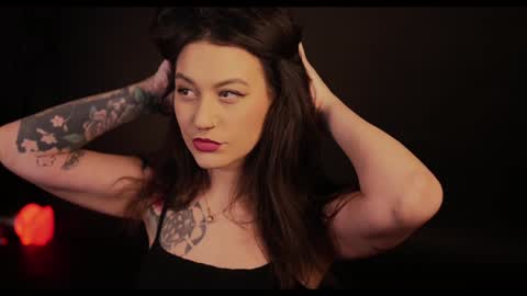 Maya online show from 02.02.25