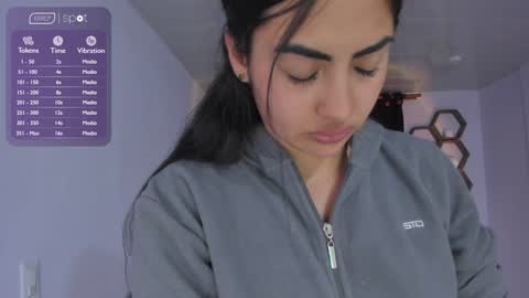 Snapshot of artemis_020 chatting on 12.21.24 FENIX online show from 12.21.24