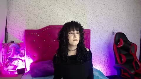 Snapshot of artemisa_bow chatting on 02.26.26 Artemisa online show from 02.26.26