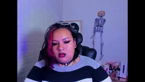 artenisa_tay69 online show from 10.19.25