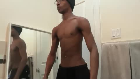 Snapshot of artfulmuscle212 chatting on 02.15.26 artfulmuscle212 online show from 02.15.26