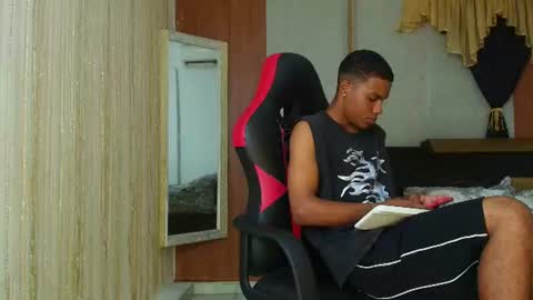 Snapshot of arthur_collins_ chatting on 06.15.26 ARTHUR online show from 06.15.26