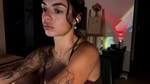 Snapshot of artisis_ chatting on 04.30.26 isis online show from 04.30.26