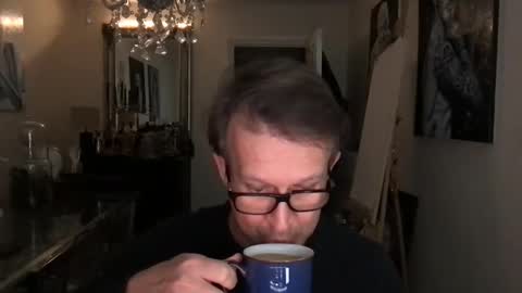 Snapshot of artisterotic chatting on 01.20.25 artisterotic online show from 01.20.25