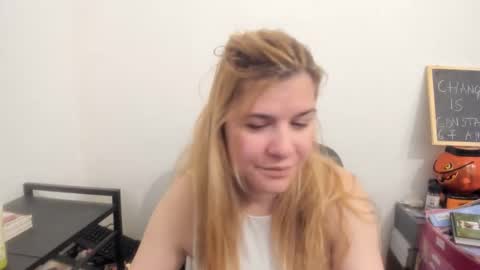 MIA online show from 04.11.26