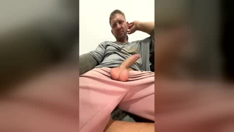 Snapshot of arunboy81 chatting on 02.12.26 Lucash413 online show from 02.12.26