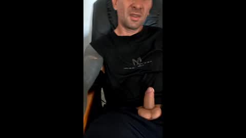 Snapshot of arunboy81 chatting on 04.30.26 Lucash413 online show from 04.30.26