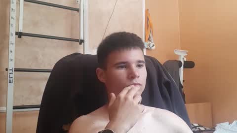 Snapshot of arvyn_ chatting on 06.16.26 Denis online show from 06.16.26