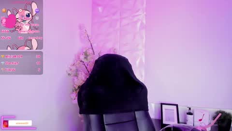 Snapshot of ary_cooper_ chatting on 01.05.25 Ary Cooper online show from 01.05.25