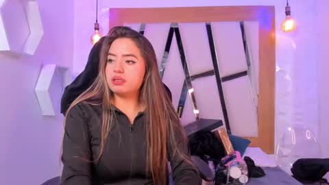 Snapshot of ary_cooper_ chatting on 11.27.25 Ary Cooper online show from 11.27.25