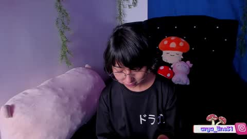 Snapshot of arya_line chatting on 02.20.25 Arys online show from 02.20.25