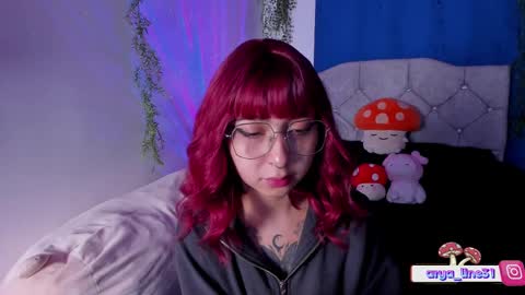 Snapshot of arya_line chatting on 03.01.25 Arys online show from 03.01.25