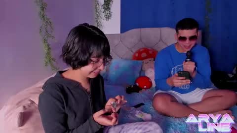 Snapshot of arya_line chatting on 03.05.25 Arys online show from 03.05.25