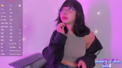 Snapshot of arya_line chatting on 02.20.26 Arys online show from 02.20.26