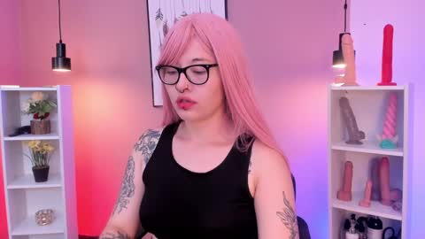 Snapshot of asami_chieko_ chatting on 12.27.24 Asami online show from 12.27.24