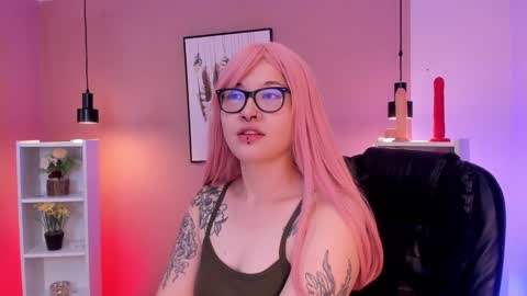 Snapshot of asami_chieko_ chatting on 01.04.25 Asami online show from 01.04.25