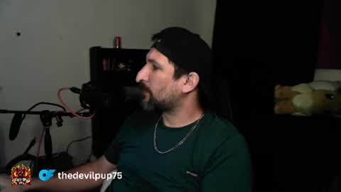 Snapshot of asanator101 chatting on 07.12.26 devilPup75 online show from 07.12.26