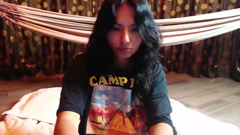 Snapshot of asaray_t chatting on 05.12.26 Saray online show from 05.12.26