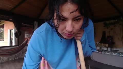 Snapshot of asaray_t chatting on 05.15.26 Saray online show from 05.15.26