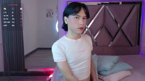 Ash Femboy online show from 11.21.25