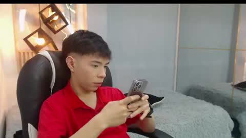 Snapshot of ash_kai chatting on 07.28.26 ash_kai online show from 07.28.26