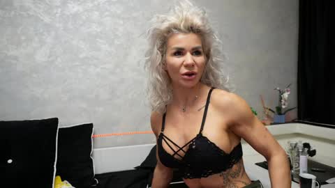 Asha online show from 01.01.25