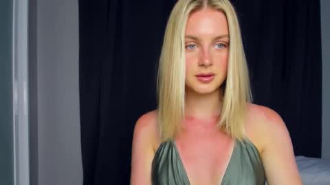 Snapshot of ashbunny_ chatting on 02.21.26 your pretty Ashley online show from 02.21.26