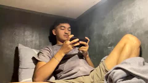 Ash Cross online show from 01.17.26