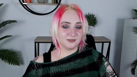 AshleyAshe  online show from 01.30.25