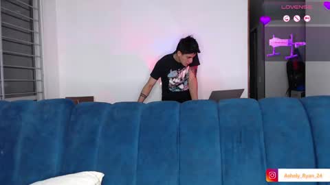 Ashley And Ryan  online show from 09.14.25