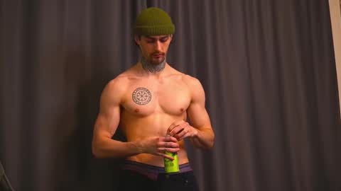 Snapshot of asher_88 chatting on 01.19.26 Jerk Machine online show from 01.19.26