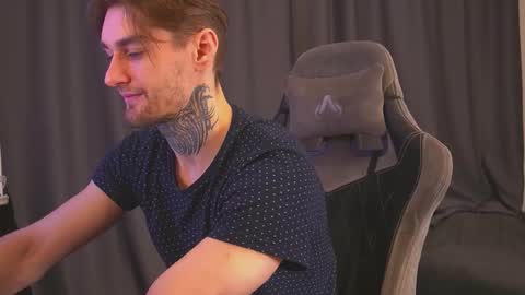 Snapshot of asher_88 chatting on 03.01.26 Jerk Machine online show from 03.01.26