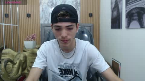 Asher Costa online show from 04.04.26