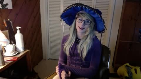 Ashley Scarlett online show from 02.28.26