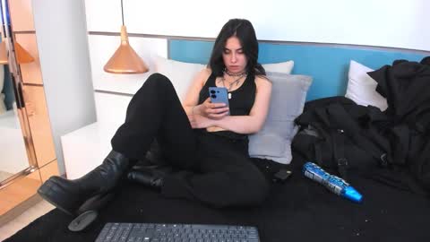 Ashkoreh online show from 01.14.26