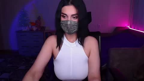   Yasmina   online show from 01.08.25