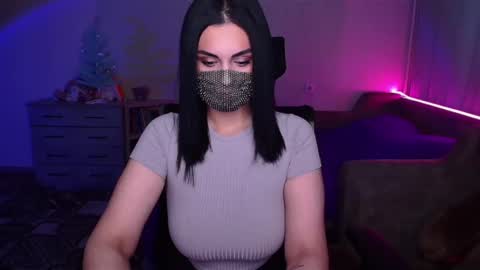   Yasmina   online show from 01.31.25