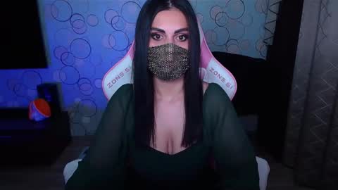   Yasmina   online show from 10.04.25