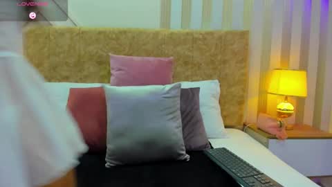 Snapshot of ashley__foxx_ chatting on 01.22.25 ashley online show from 01.22.25