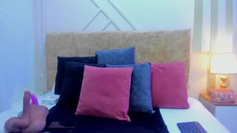 Snapshot of ashley__foxx_ chatting on 11.03.25 ashley online show from 11.03.25